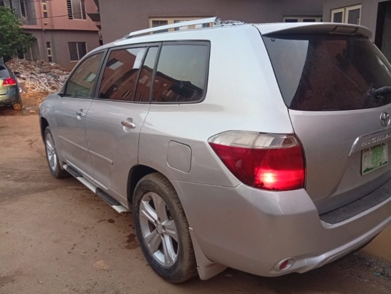 multipurpose-passenger vehicle (mpv) 2008 toyota-motor corporation Highlander