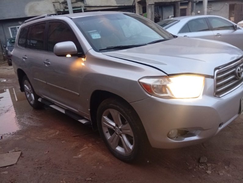 multipurpose-passenger vehicle (mpv) 2008 toyota-motor corporation Highlander