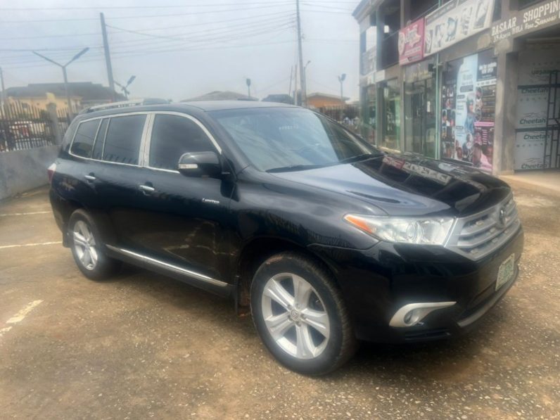 multipurpose-passenger vehicle (mpv) 2009 toyota-motor corporation Highlander