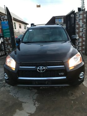 Foreign Used 2010 Toyota RAV4