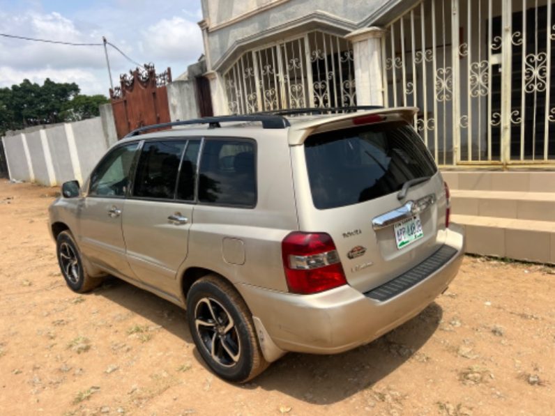 Nigeria Used 2005 Toyota Highlander