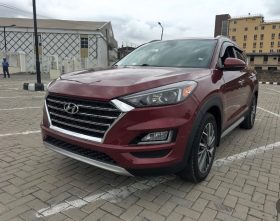 Foreign Used 2019` Hyundai Tucson