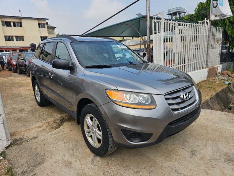 Hyundai Santafe 2011